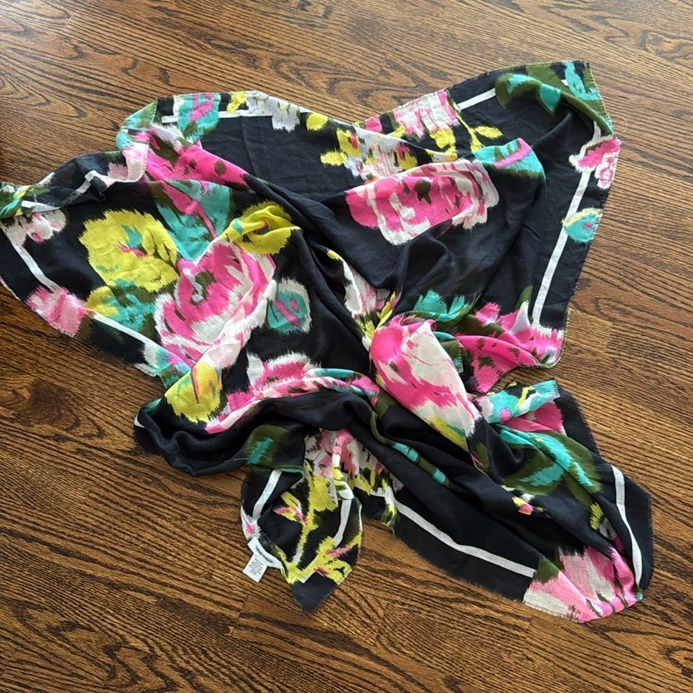Nine West Black And Pink Scarf Wrap